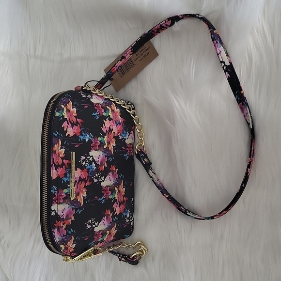 Pretty floral watercolor crossbody Steve Madden purse - Picture 4 of 10